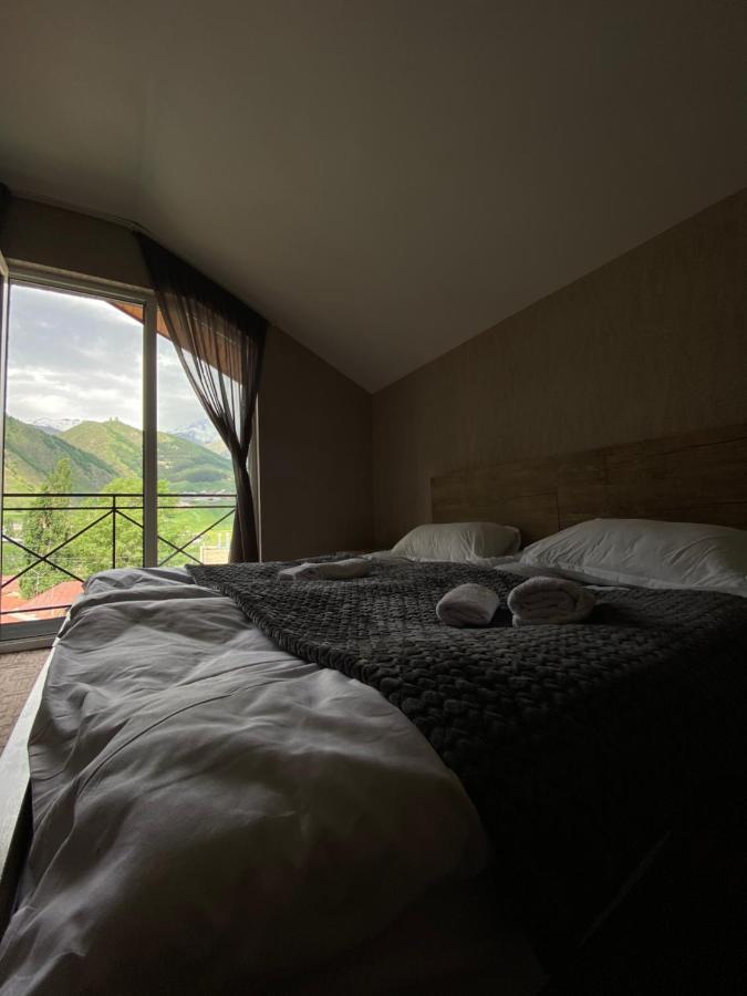 Uptown Boutique Kazbegi Hotel Luaran gambar