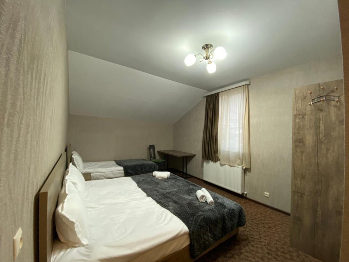Uptown Boutique Kazbegi Hotel Luaran gambar
