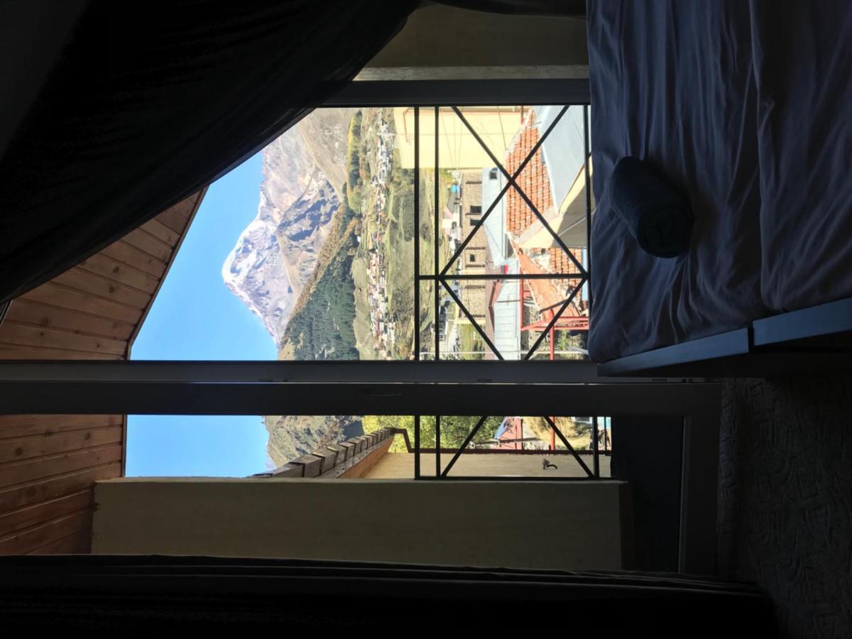 Uptown Boutique Kazbegi Hotel Luaran gambar