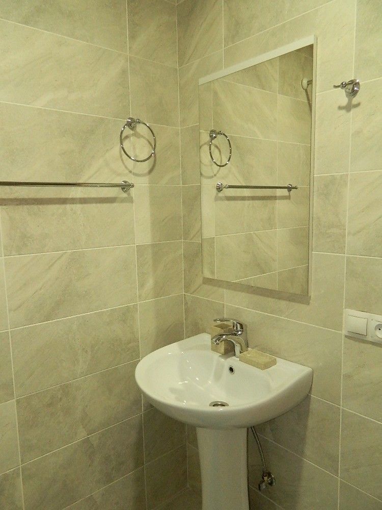 Uptown Boutique Kazbegi Hotel Luaran gambar