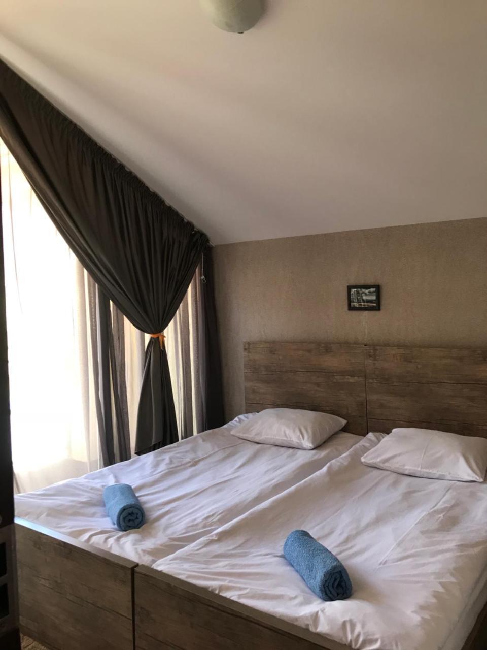 Uptown Boutique Kazbegi Hotel Luaran gambar